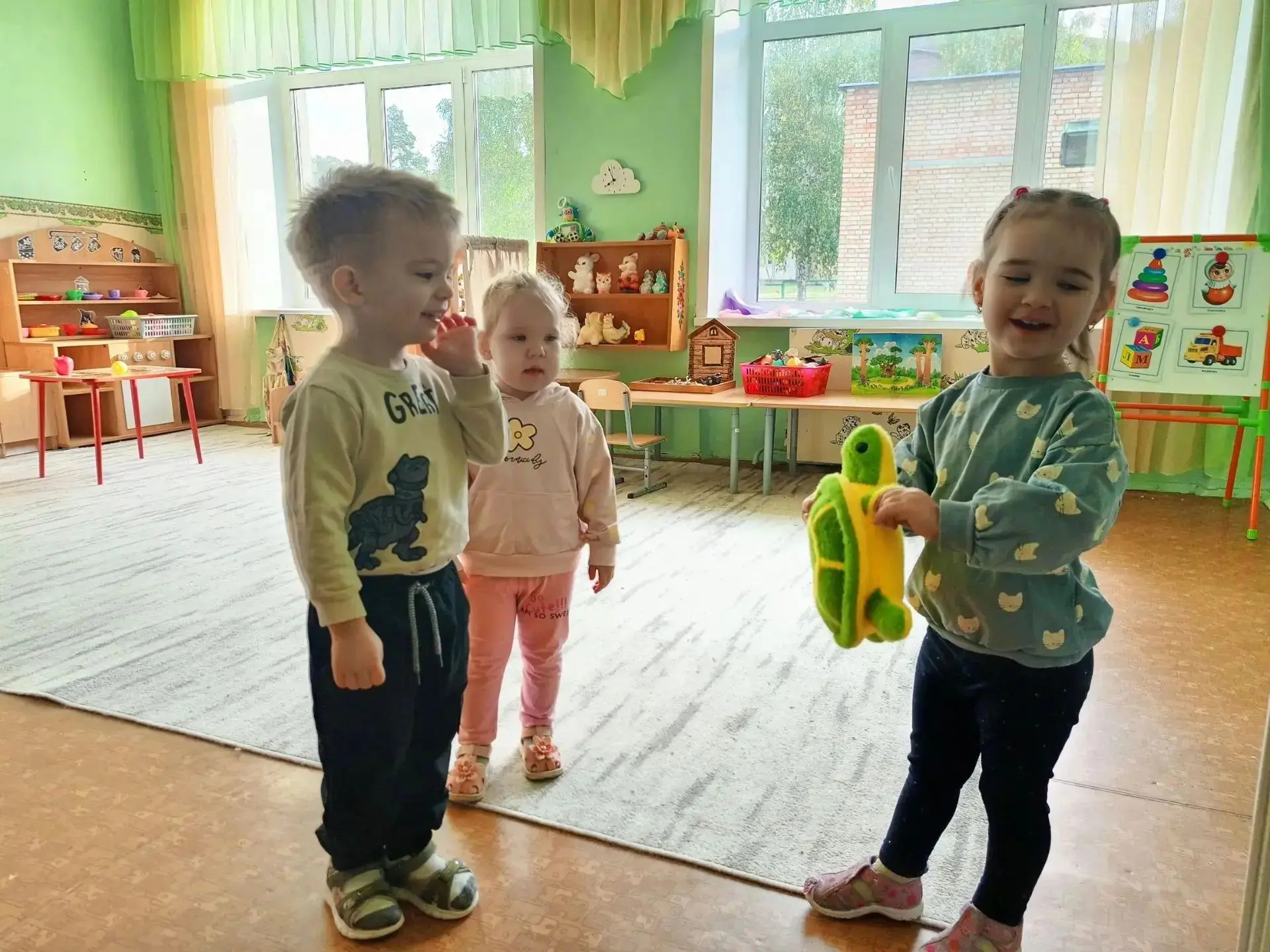 В гостях у «Колобков»: день любимых игрушек!