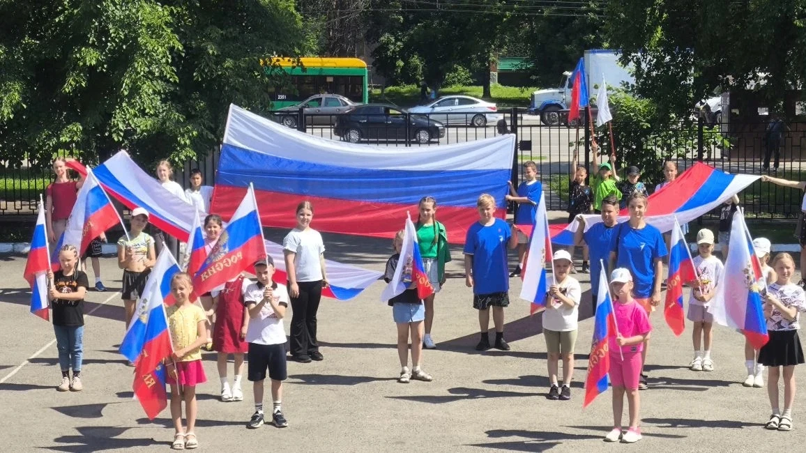 🤍💙❤️ДЕНЬ РОССИИ
12 июня в нашей стране ежегодно отмечается государственный праздник –День России.
