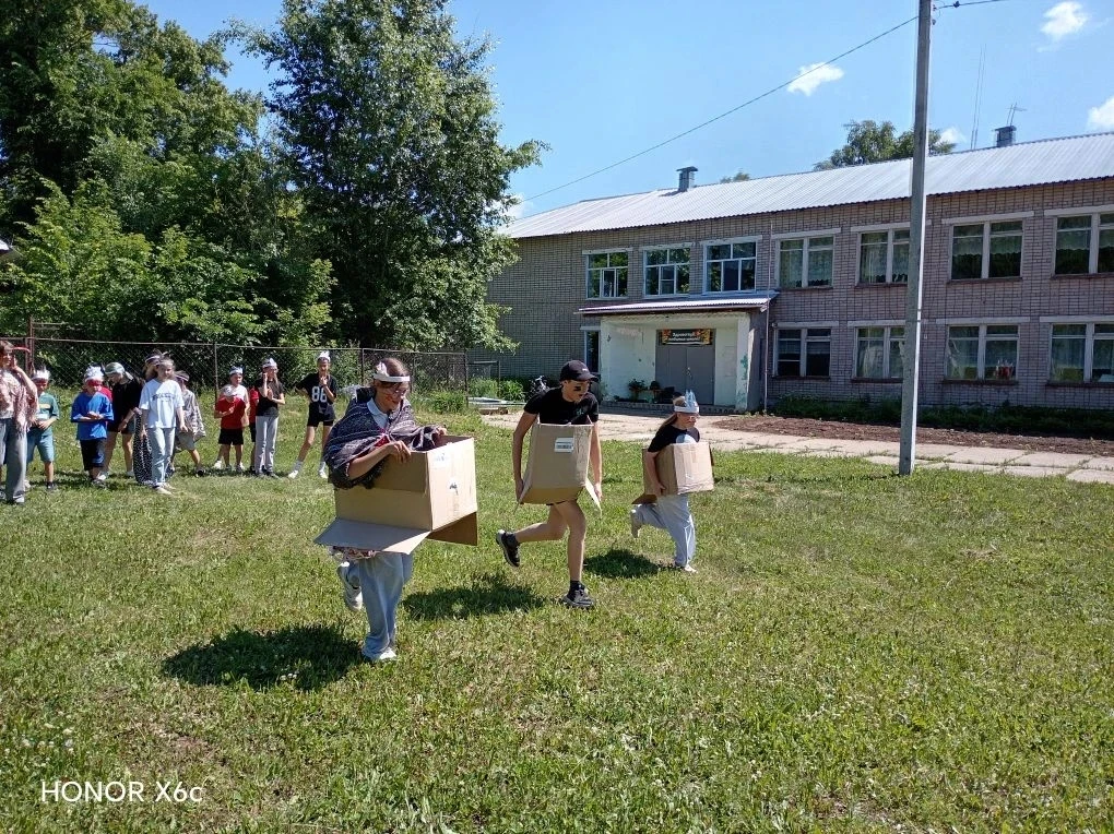 🔔8 день!
 
⚡Сегодня в пришкольном лагере прошел замечательный день под названием "День смекалистых 