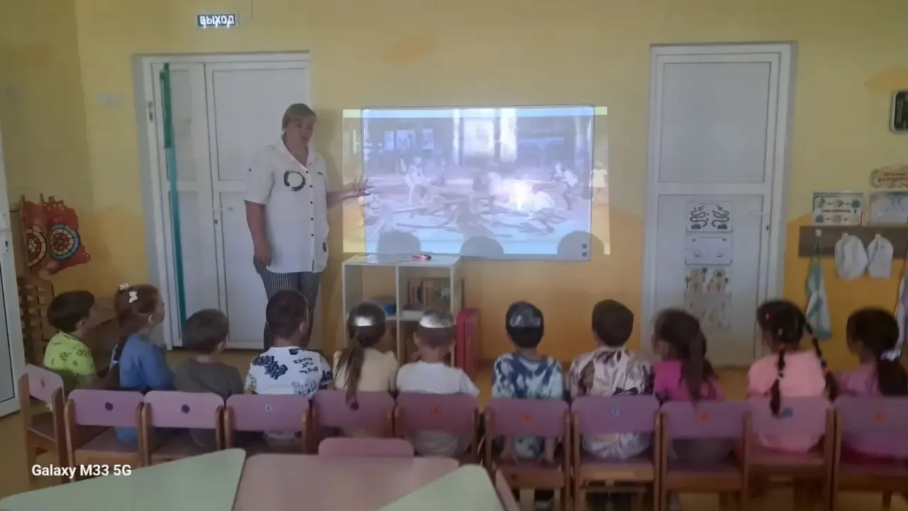 22 июня в детском саду традиционно отмечается День памяти и скорби, посвященный началу ...