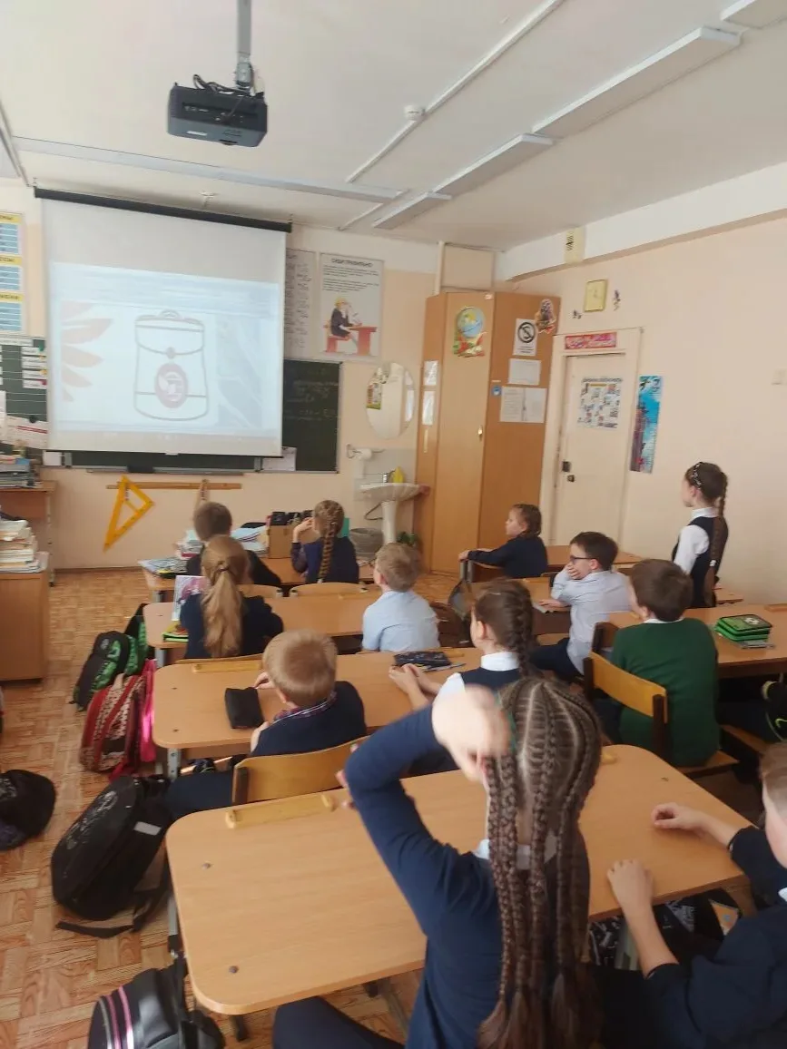 В 3 а классе (кл.руководитель Скворцова О.А.) продолжается работа по направлению Орлята России: трек