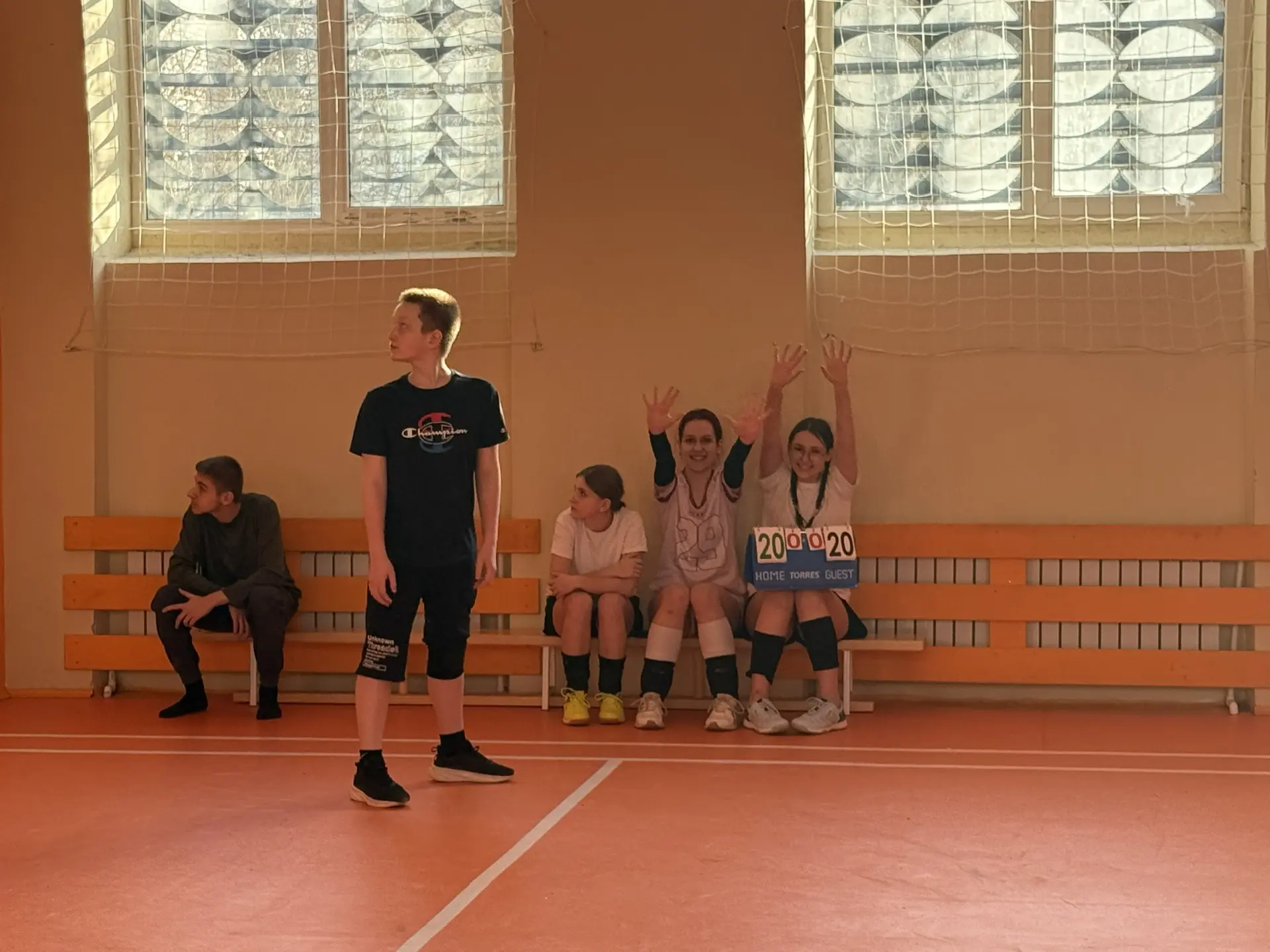 📣Волейбольный матч с Кадетской школой! 🏆🔥 Сегодня сборная нашей гимназии провела товарищеский матч п