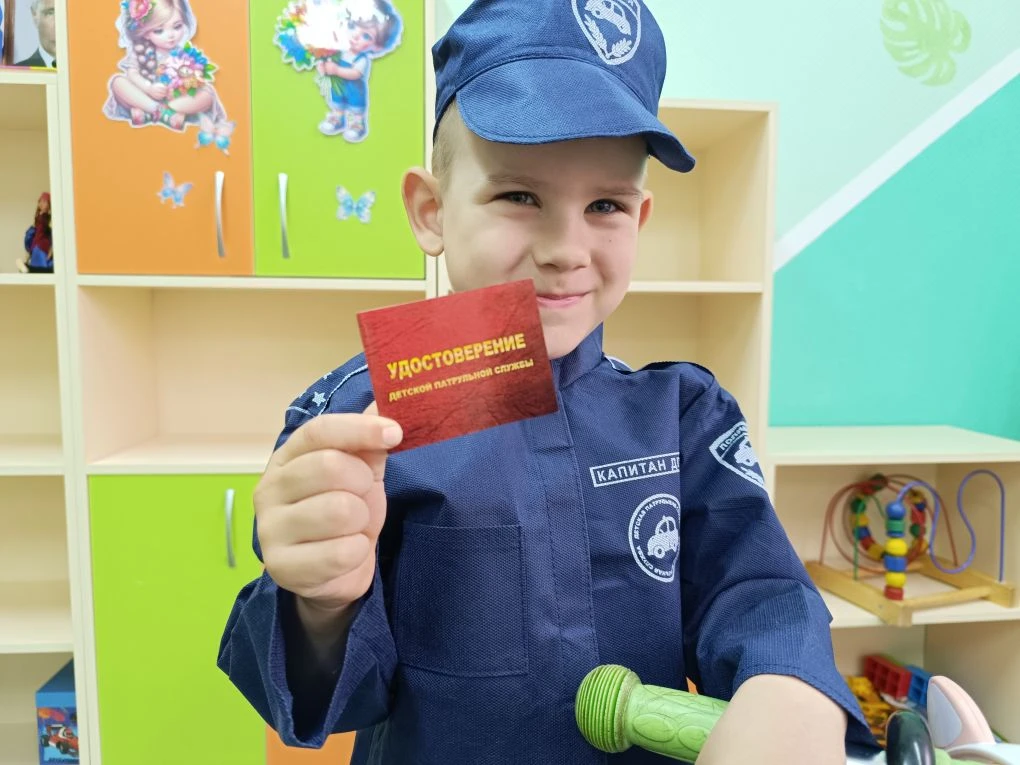 🌟 Сегодня к нам в гости пожаловал сам Инспектор детской патрульной службы! 🚦