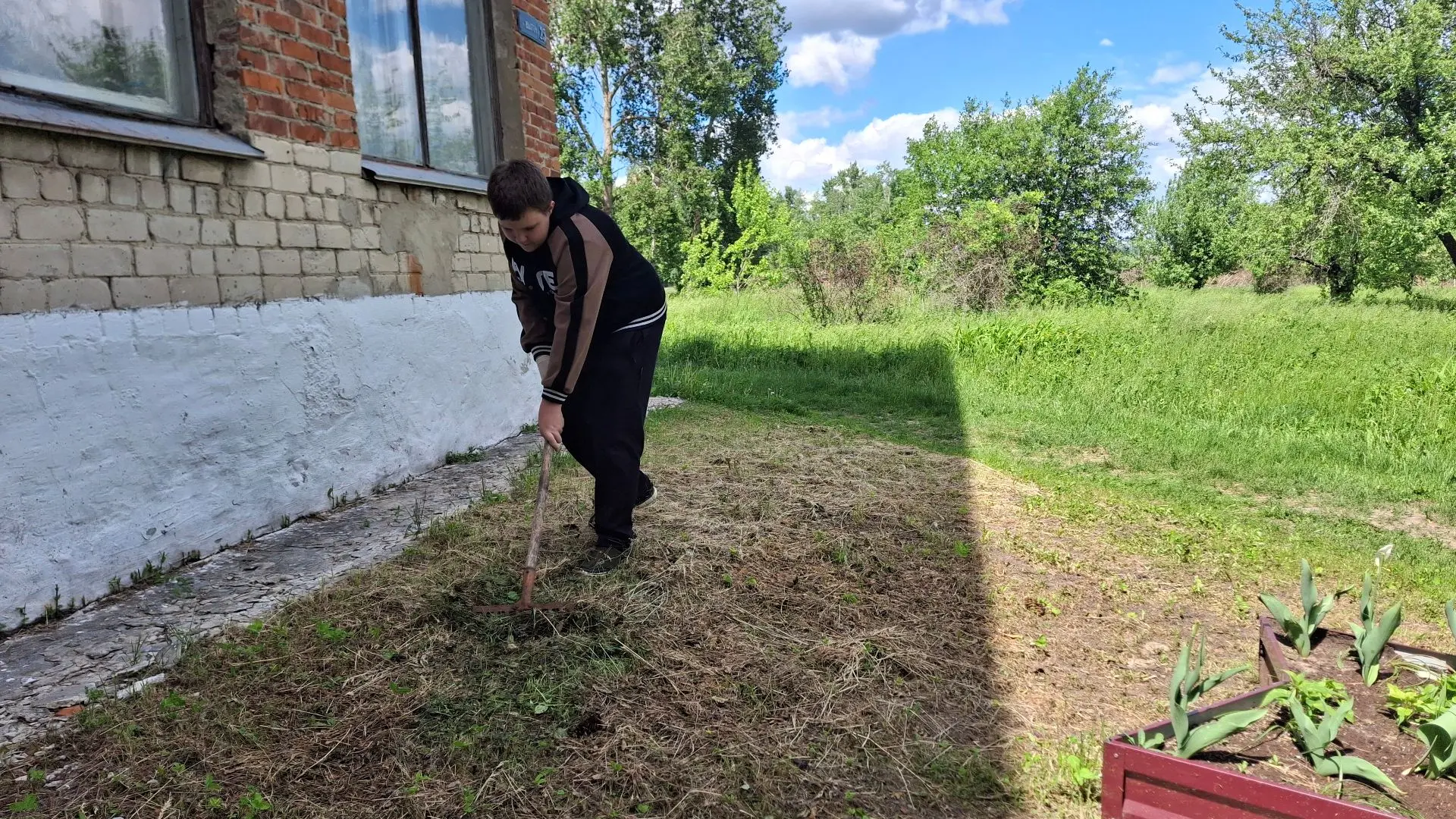 📌Учащиеся, теперь уже 6 класса нашей школы: Прудников Дмитрий, Ерёмина Ева и Лукьянчик...