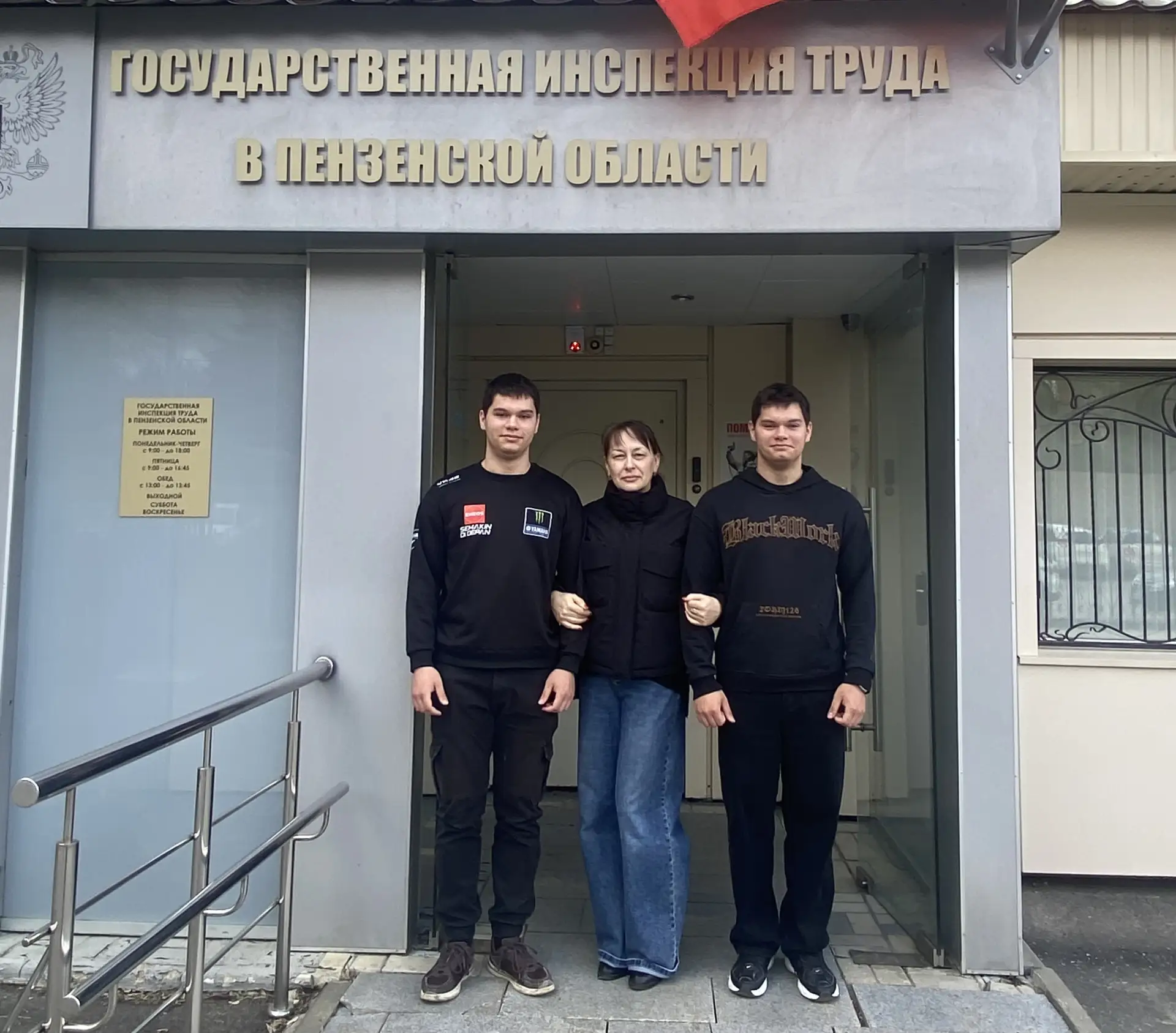 Под чутким контролем 🙌  Практика - важный этап обучения! Преподаватели ИТ-колледжа тщательно контрол