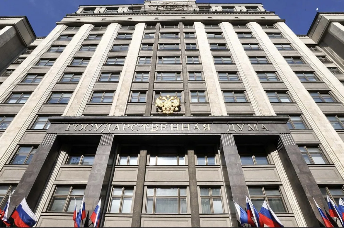 ❗️В Госдуме призвали ставить Россию на военные рельсы, сообщив, что страна «подвергается серьёзной у