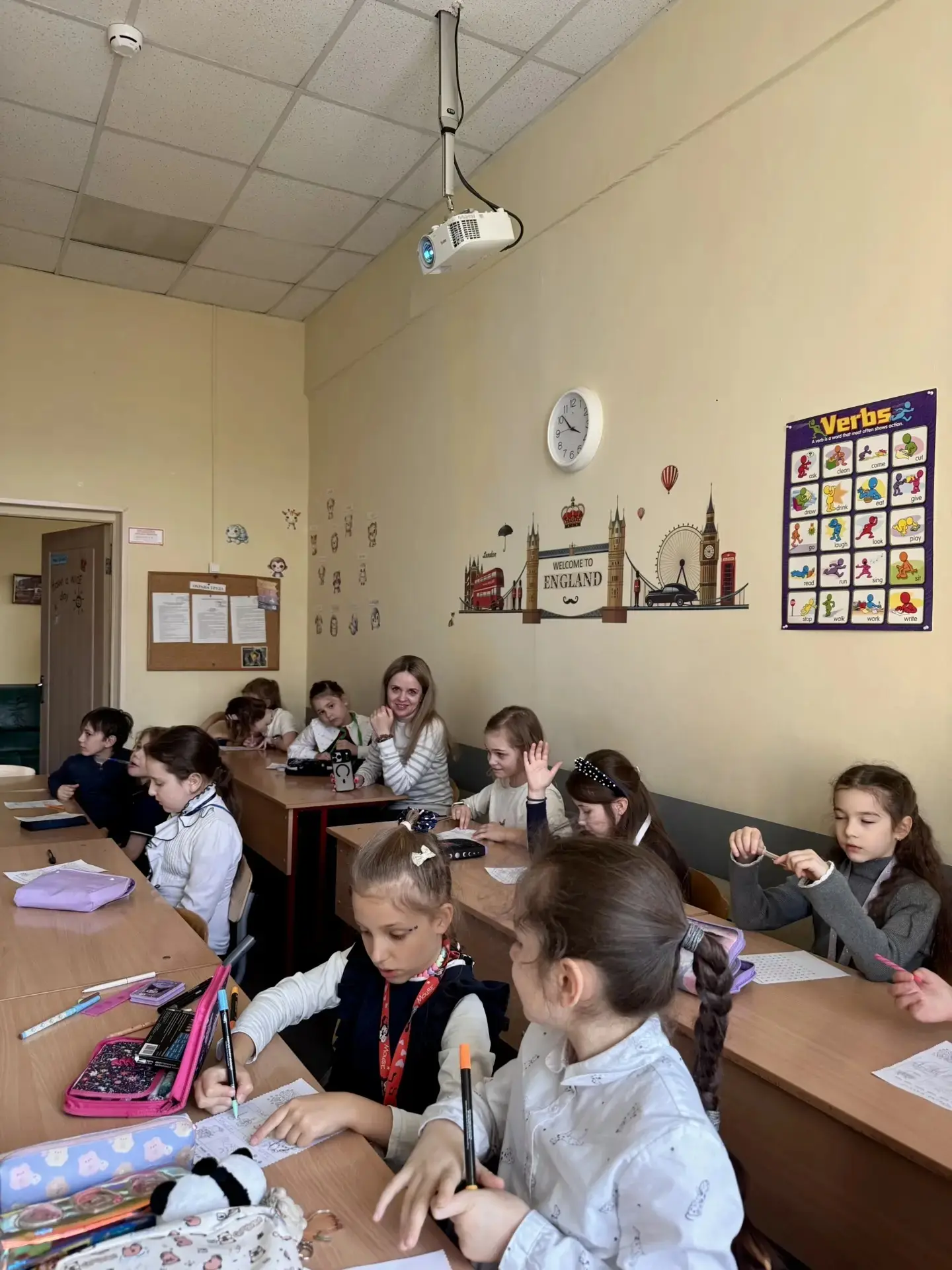 🌷Внеурочное занятие на английском языке «Пробуждение природы», посвященное началу весны, прошло сред