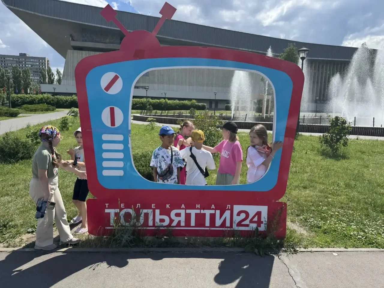 В преддверии Дня России для ребят из нашего пришкольного лагеря «Городок»мы организовали особенное м