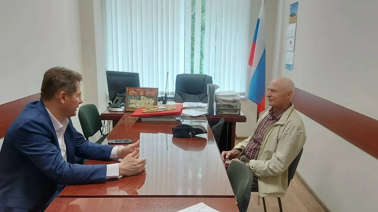 В посёлке Храброво Гурьевского округа побывал депутат Законодательного собрания Калининградской Дмит
