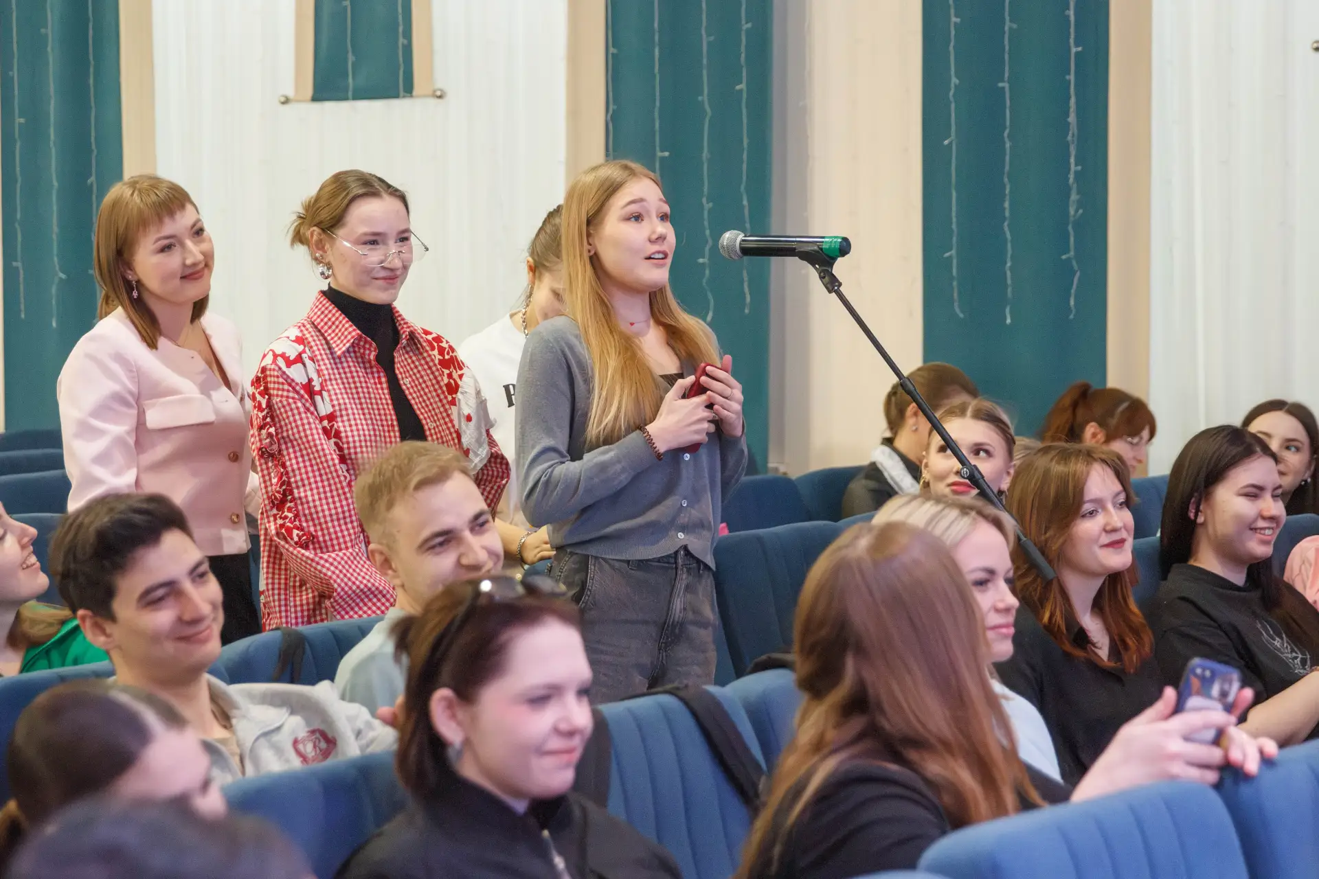 В КемГИК прошло блиц-интервью с мэтрами event-режиссуры  🎤 17 марта 2026 года в КемГИК, в рамках сем