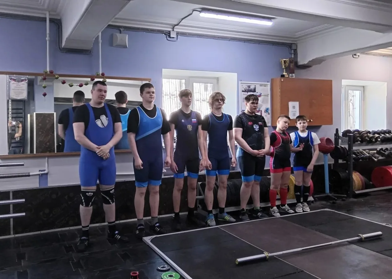 🏋9 мая во Дворце спорта «ФСК «Колымский», в зале тяжелой атлетики прошли чемпионат и п...