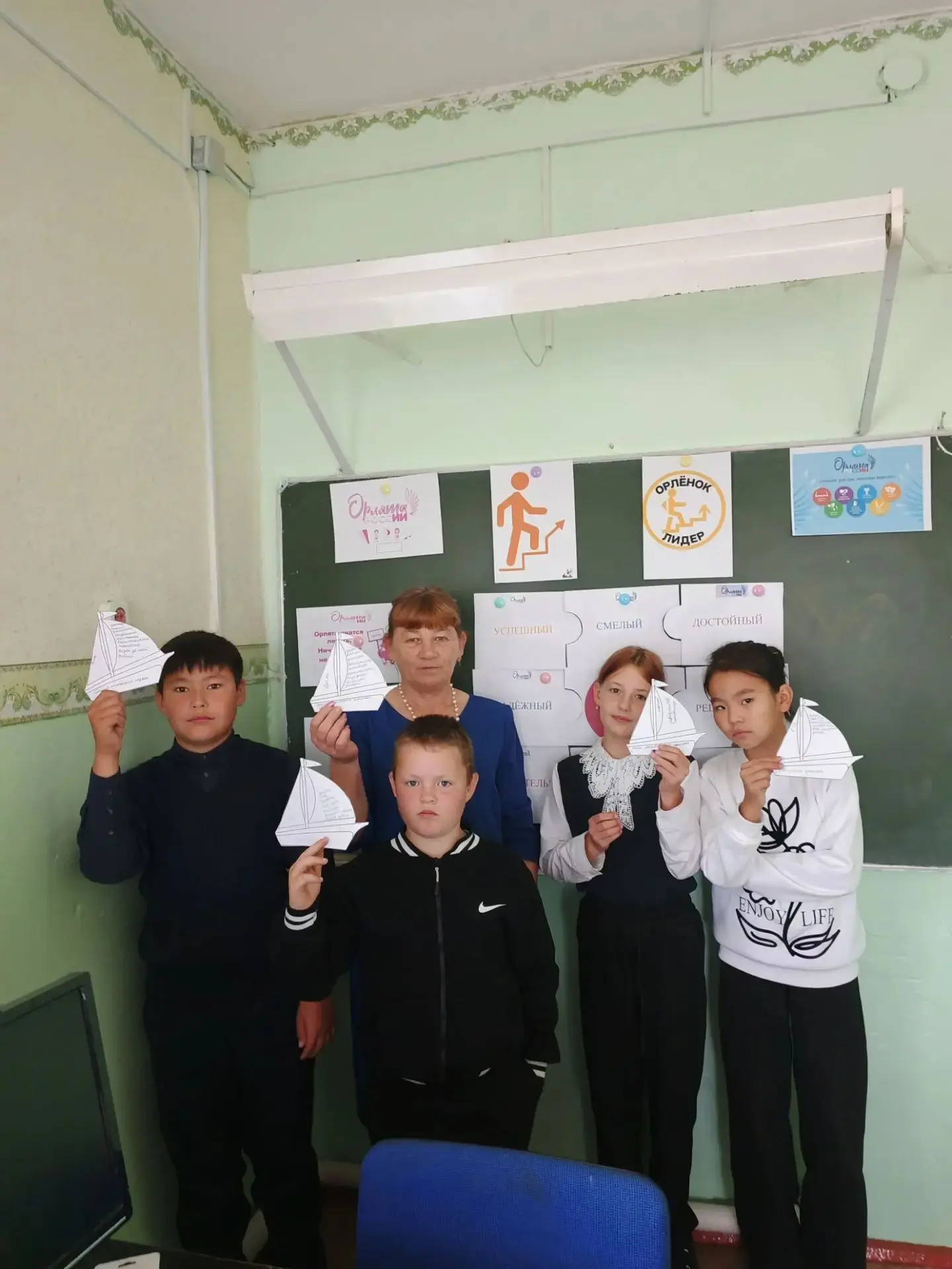 В структурном подразделении с. Жимбира учитель начальных классов Татьяна Алексеевна Жив...