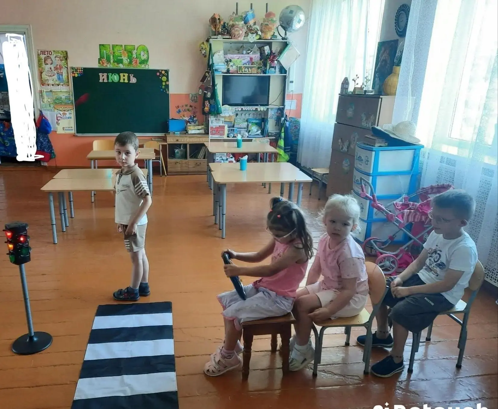 Сюжетно-ролевая игра  "Автобус". Средняя группа. Воспитатель Коновалова О. А.