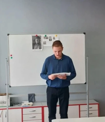 Классный этап фестиваля «Иваны, помнящие своё родство» в 9 «А» стал настоящим событием, объединившим