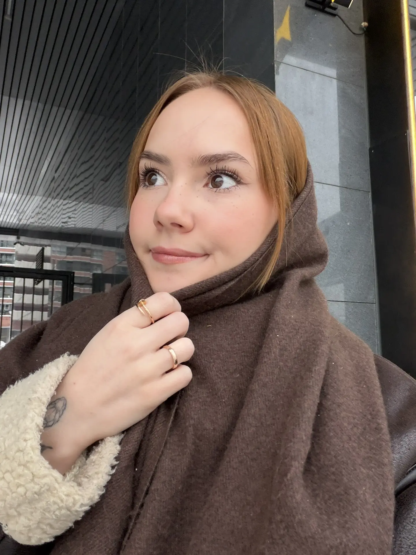Пипец на улице куча снега, невозможно ходить. У вас также?