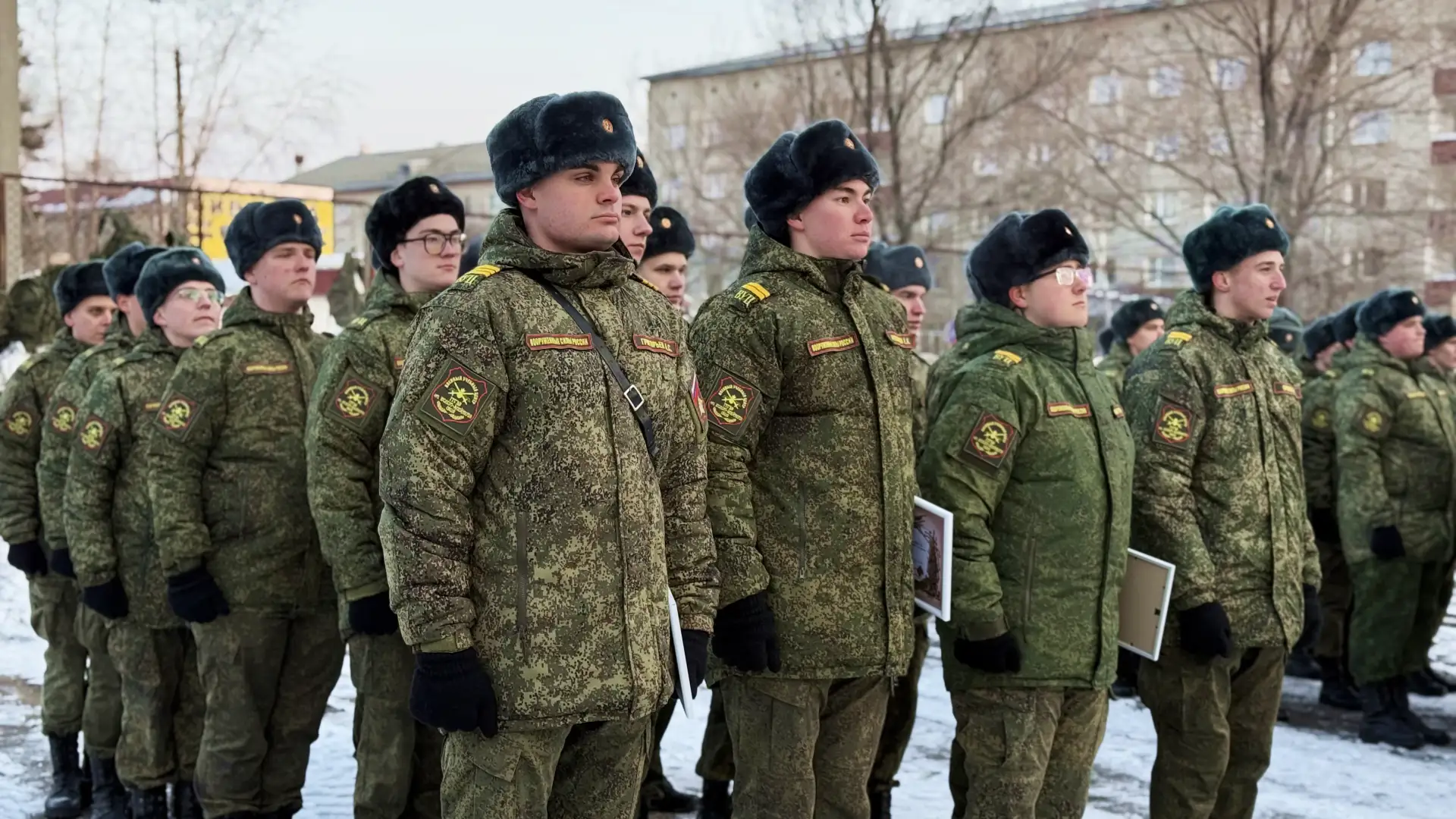 Эстафету праздника приняли курсанты и преподаватели Военного учебного центра! ⭐️  Мы знаем, что учеб