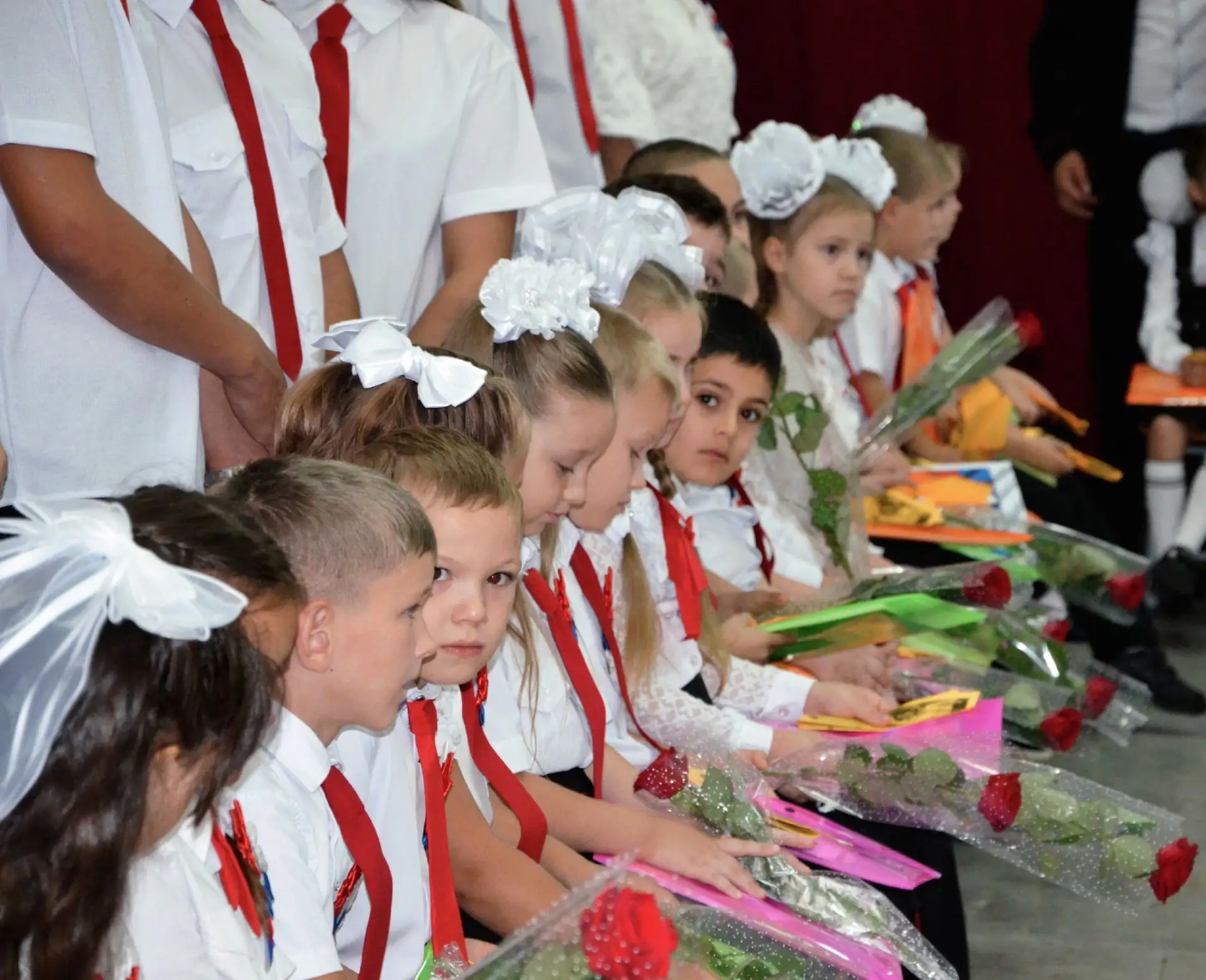 🇷🇺 С Днем знаний, дорогие друзья! Сегодня мы не просто отмечали начало учебного года,...