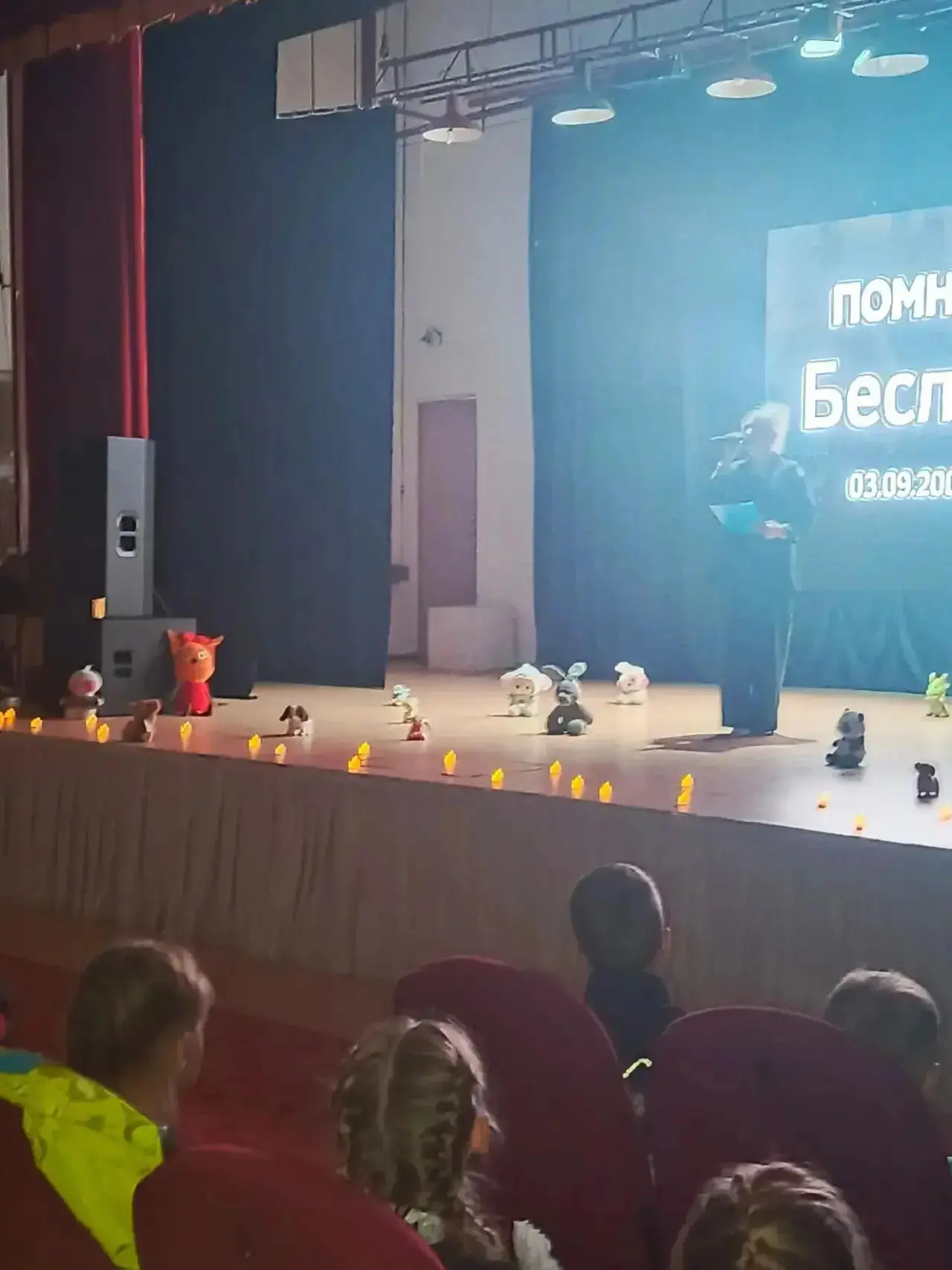 🖤 «Мы разные, но мы вместе»: в ДК п. Майский прошел час памяти в честь погибших в Беслане