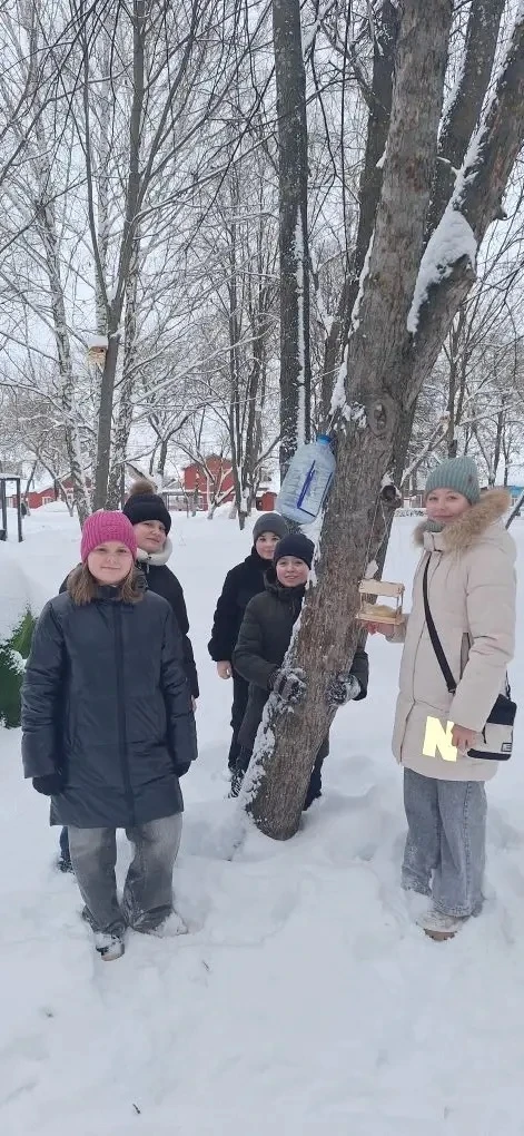 ❄️ Волшебные каникулы ребят из 5Г класса были наполнены зимними забавами, любовью и теплом!   🐦 Дети