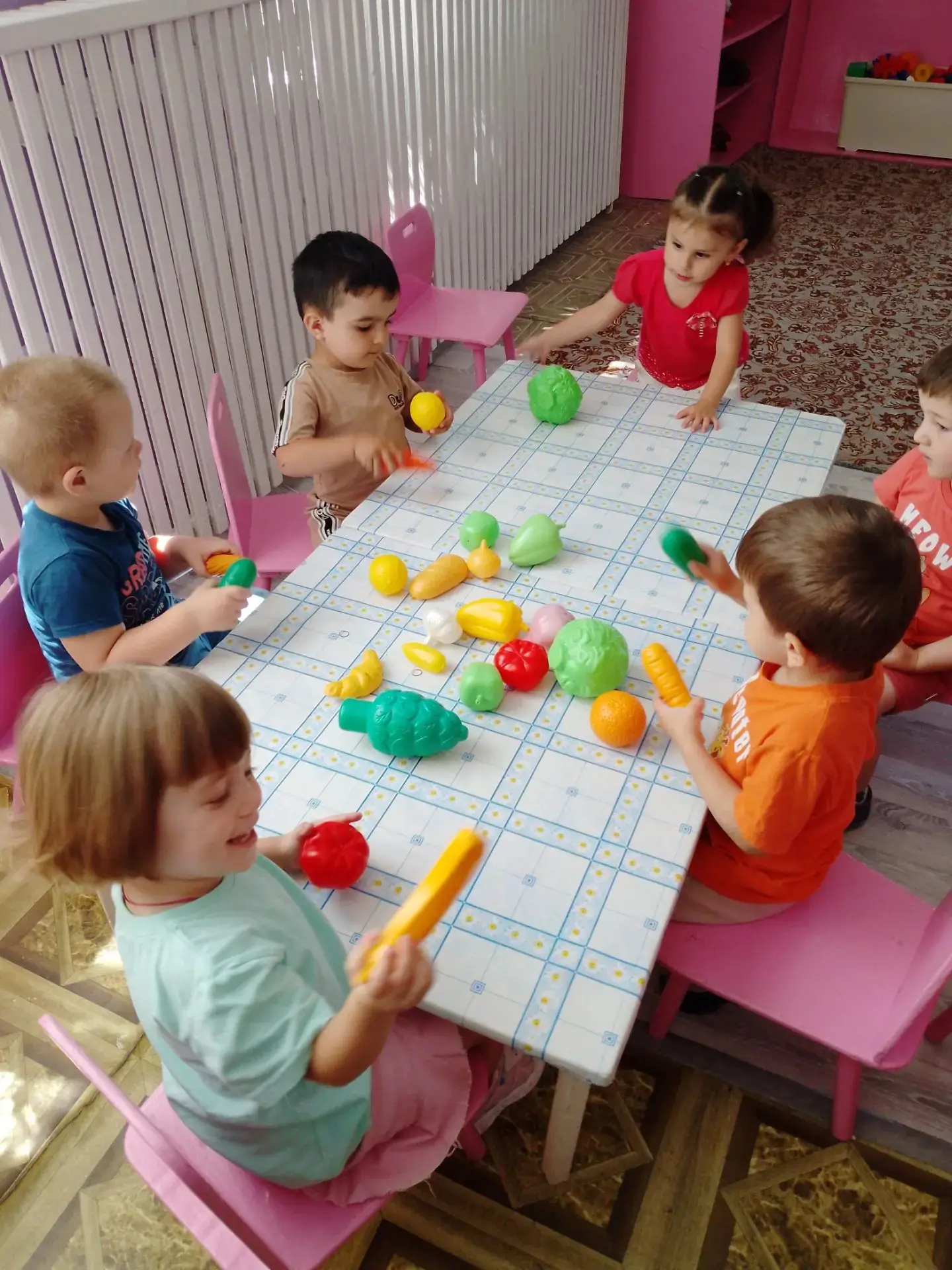 Международный день фруктов .