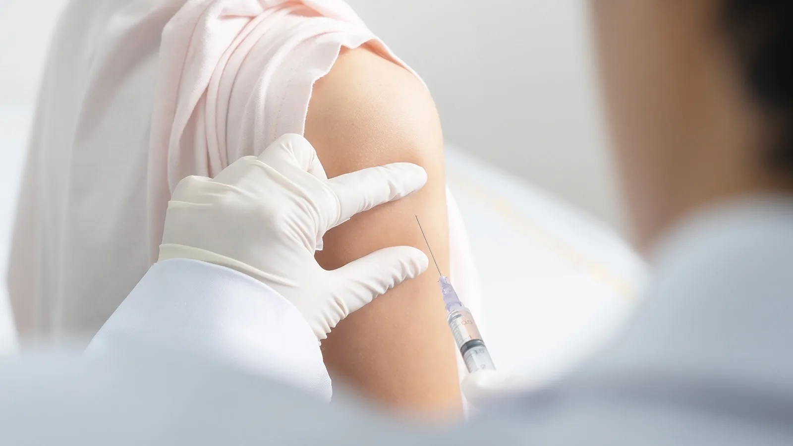 💉 В России со второй половины 2027 года стартует бесплатная вакцинация девочек 12–13 л...