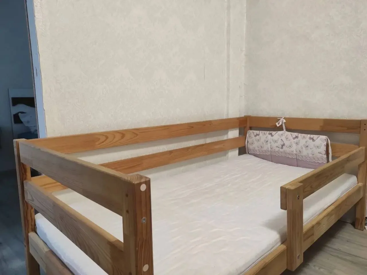 продам детскую кровать с матрасом б/у
размер 160x80
Самовывоз

💵 Цена: 3000₽ (торг уместен)
🏙 Горо