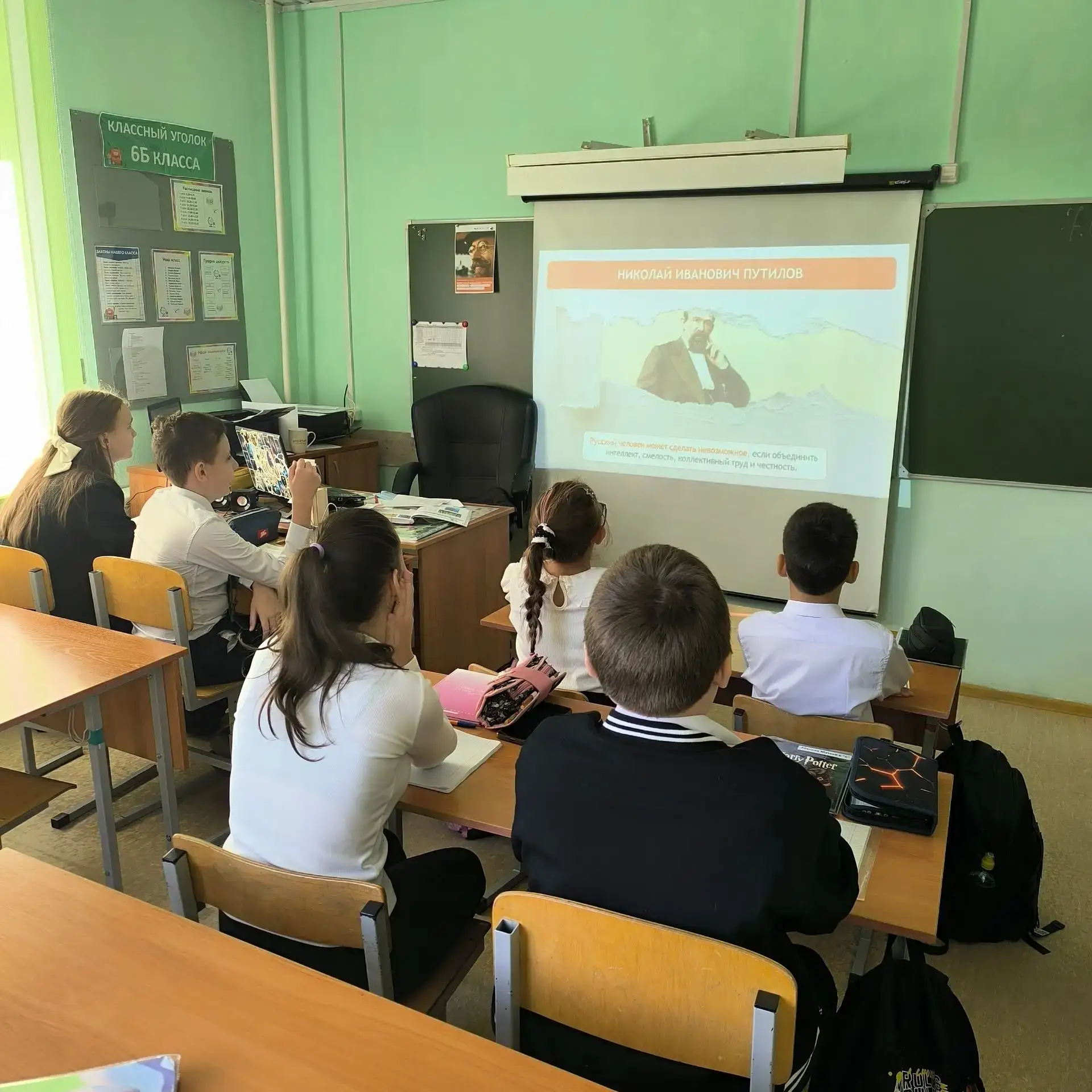 7 сентября 2026 года - во всех школах России пройдут первые в этом учебном году «Разгов...