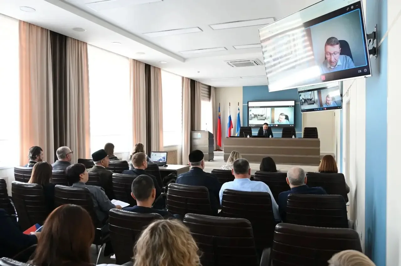 Провели Совет по вопросам межнациональных и межконфессиональных отношений

К заседанию в режиме виде