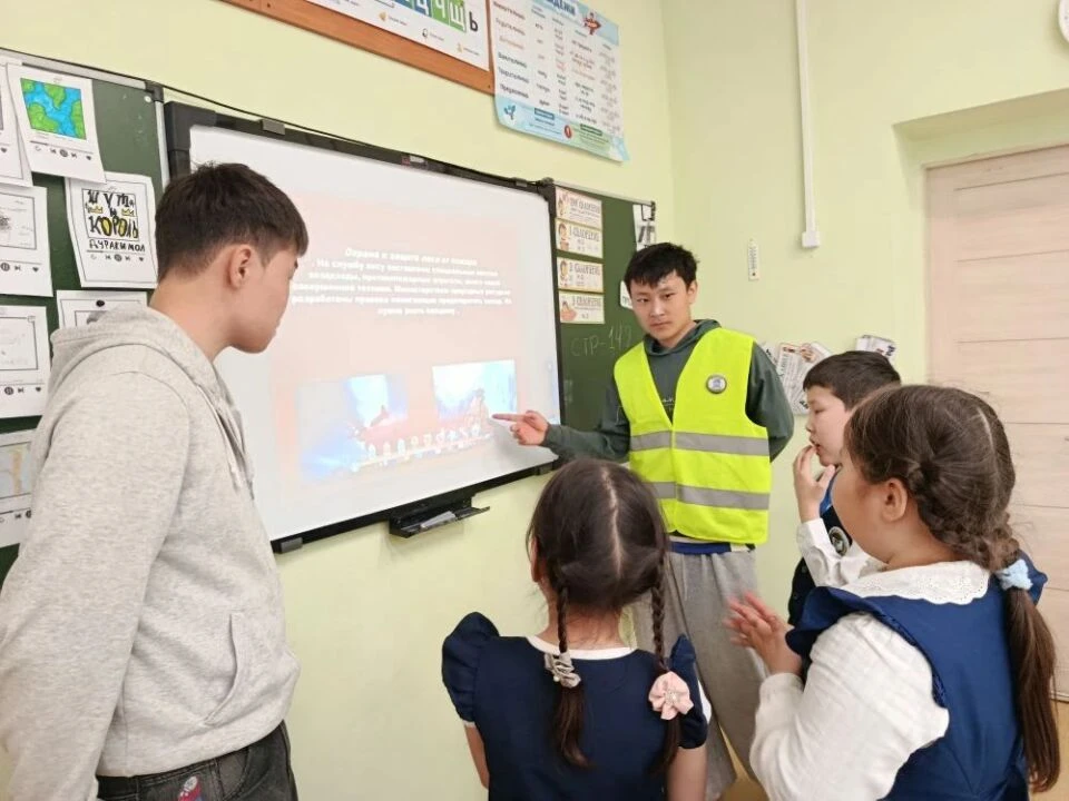 Юные дружинники провели уроки безопасности в школе