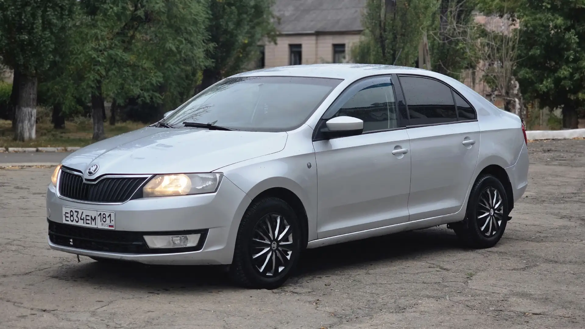 Продам Шкоду Рапид (Skoda Rapid) 2016 года