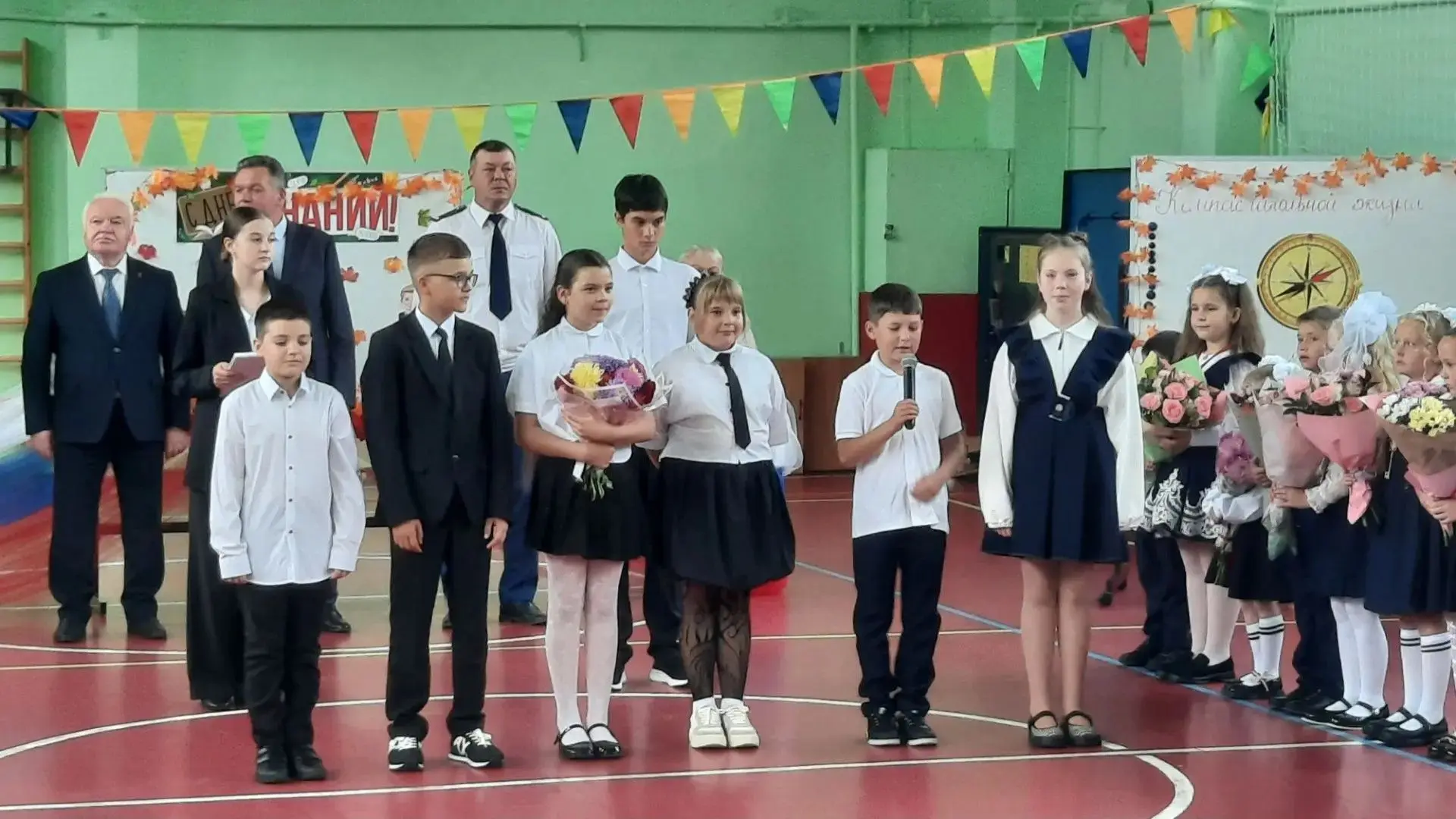 🎉Год единства и новых открытий: школа начинает путь!