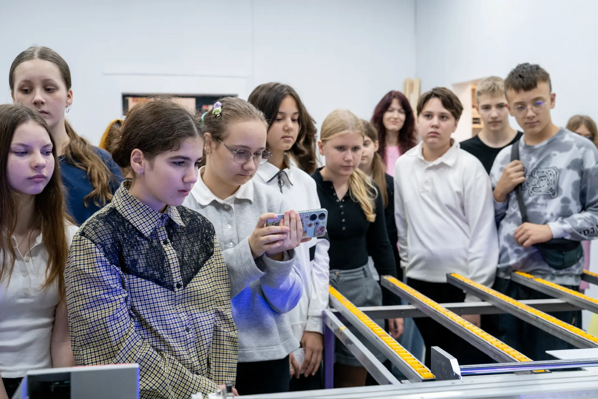 🎨 Как рождается магия городских вывесок?