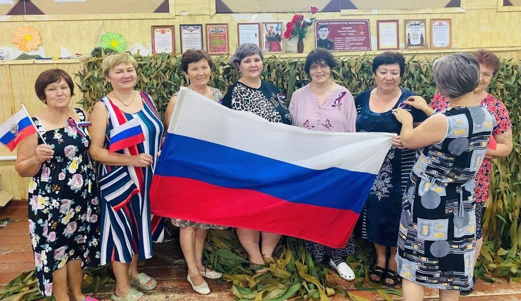 20 августа 2026 года, в преддверии Дня Российского флага, библиотекарь Надежевского отд...