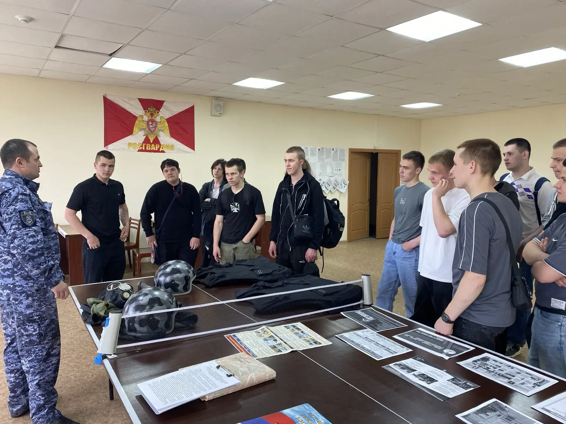 💪 13 мая 2026 года для ребят второго курса прошёл необычный урок по Безопасности жизне...