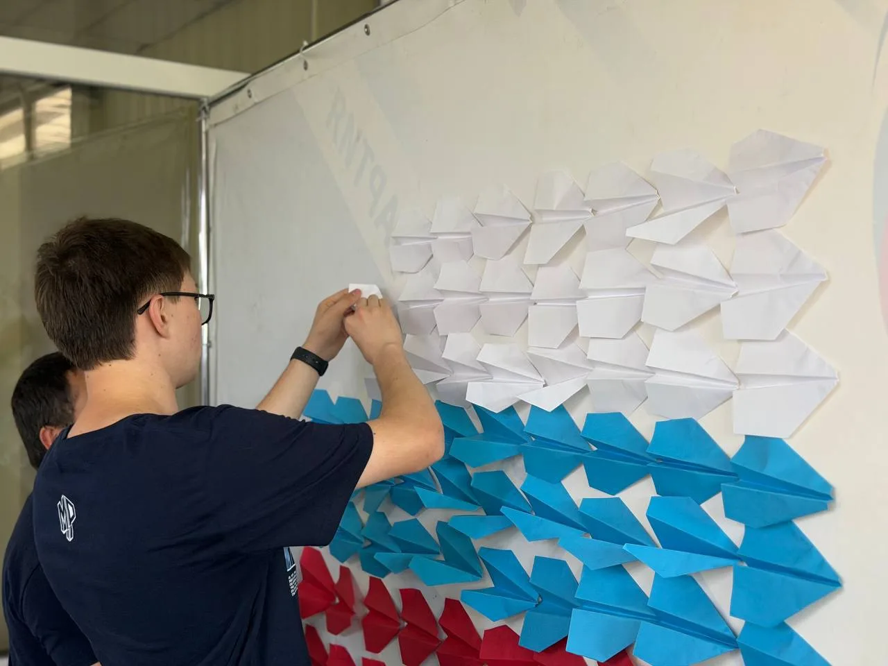 Молодёжь Тельманово провела патриотическую акцию «Крылья Единства», посвящённую Дню ави...