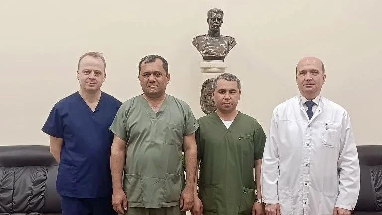 🇺🇿 Врачи из Узбекистана завершили углублённую стажировку по патологии тазобедренного сустава в НМИ