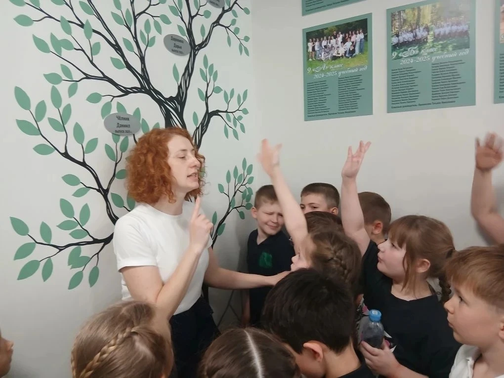 Встреча с представителями поисково‑спасательного отряда «ЛизаАлерт»   Во 2 «А» классе прошла встреча