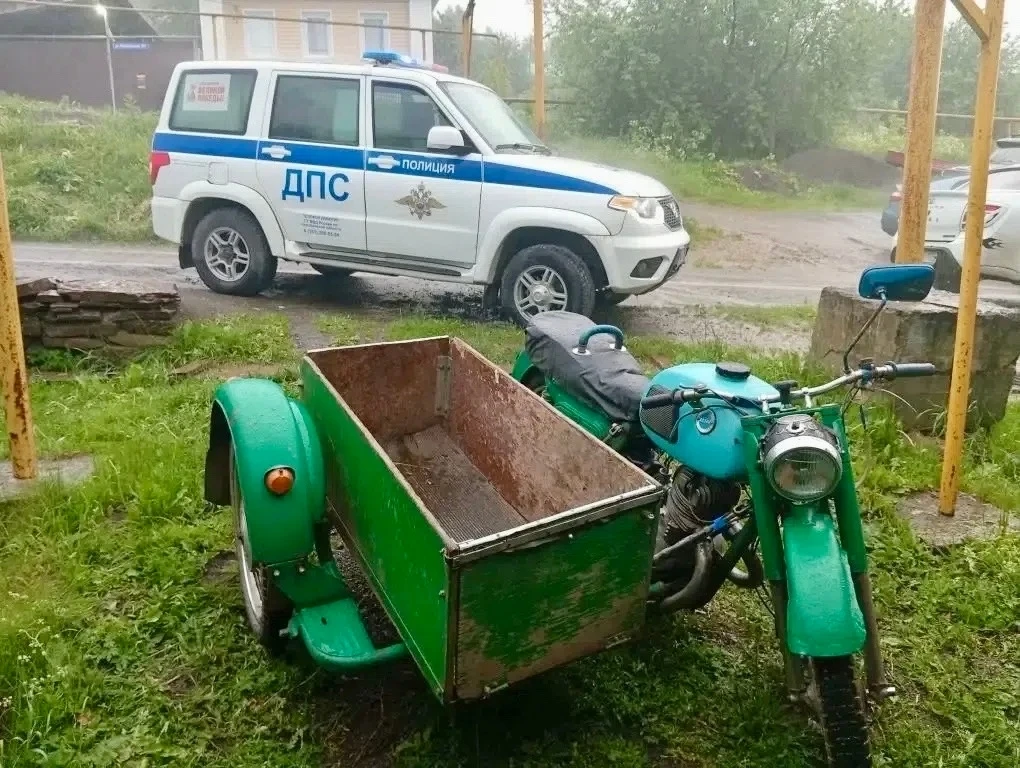 В Усть-Катаве сотрудники Госавтоинспекции провели рейд «Мотоциклист» с использованием «...