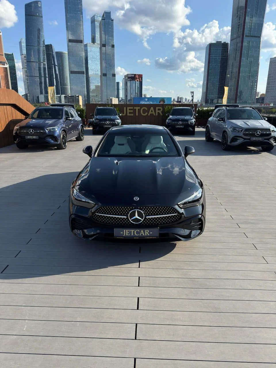 Mercedes-Benz CLE 300 4MATIC — это элегантность и статус в новом формате

Глубокий оттенок Obsidian 