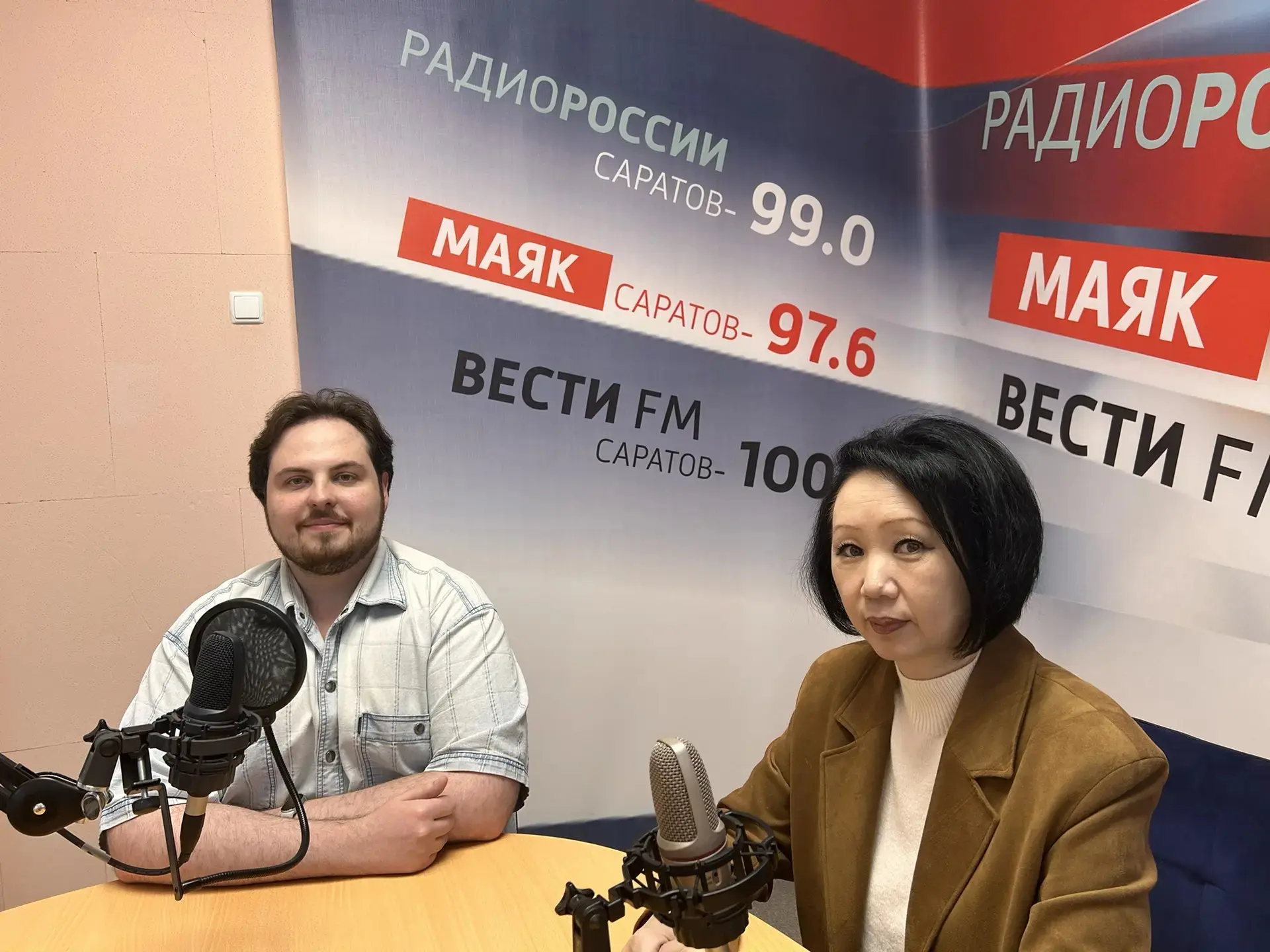 В эфир вышел новый выпуск радиопрограммы «НКО: люди и проекты»

Поговорили о проекте «Вектор на само