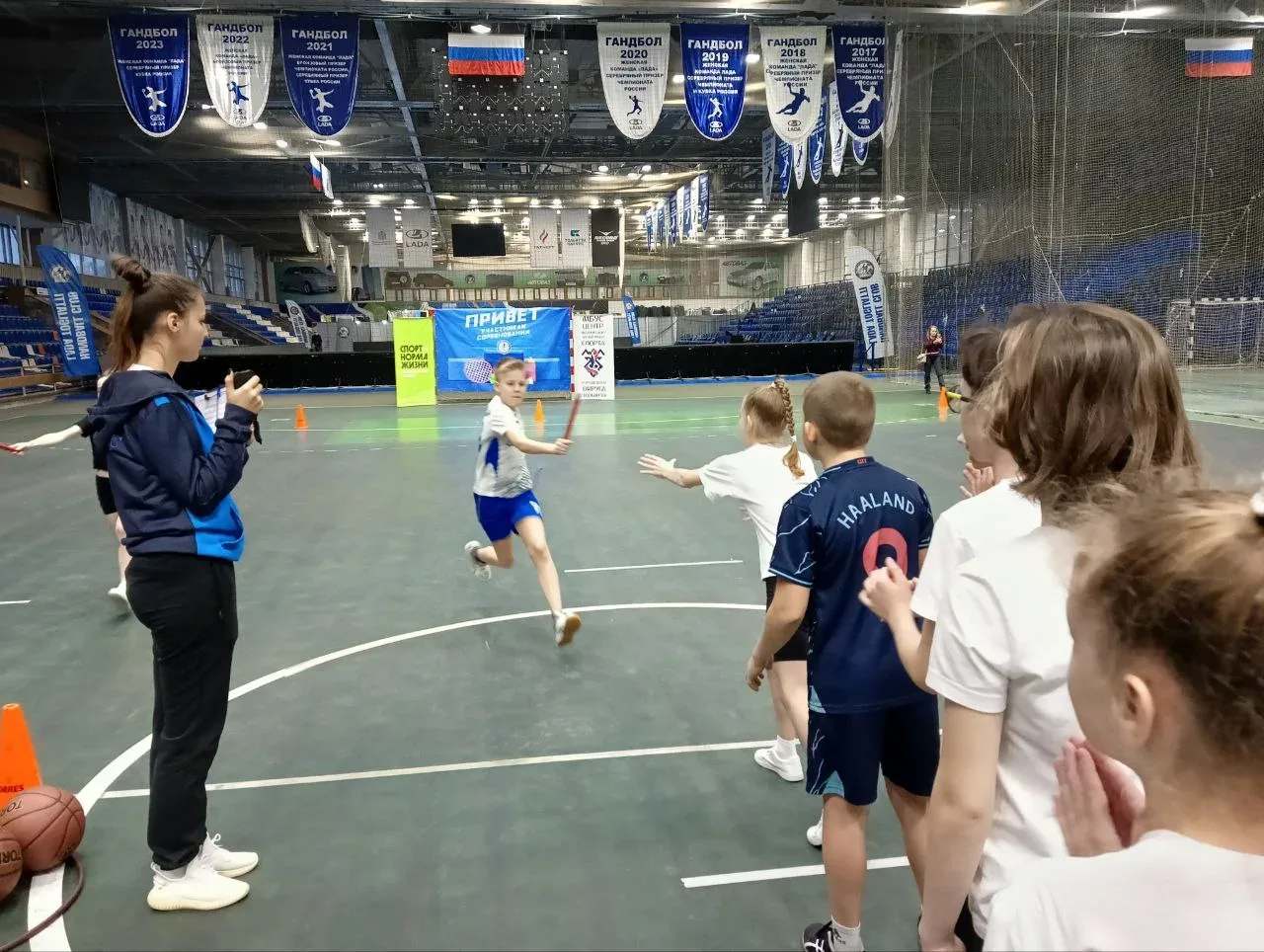 С сентября по декабрь обучающиеся нашей школы принимали участие в "Спартакиаде школьных спортивных к