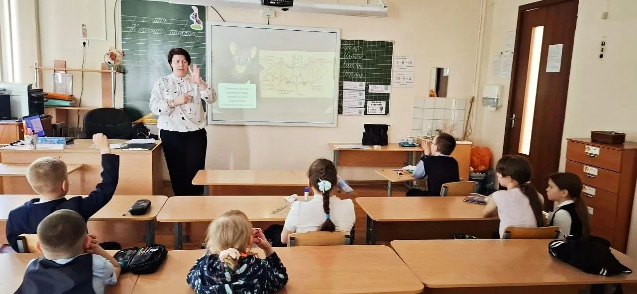 Педагоги "Китеж плюс " присоединились к экоуроку от Ленинградского зоопарка ко Дню летучих мышей.🦇
