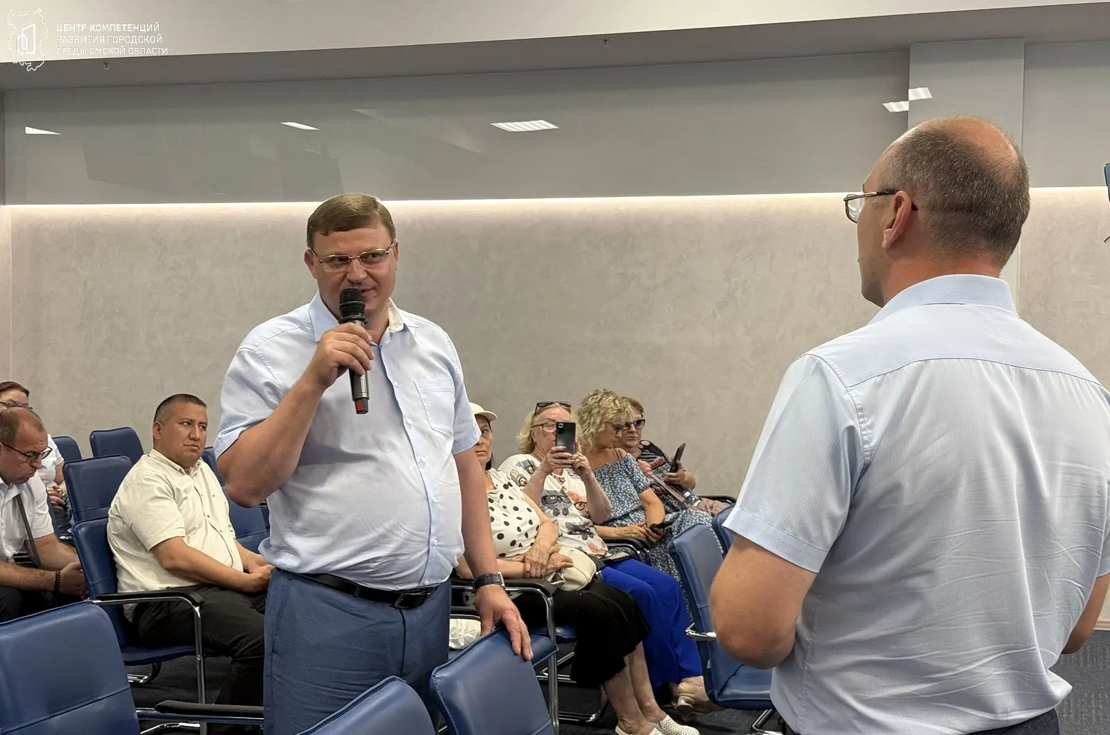 🤝 Круглый стол — прямой диалог

Региональный Центр городской среды провёл круглый стол, посвящённый