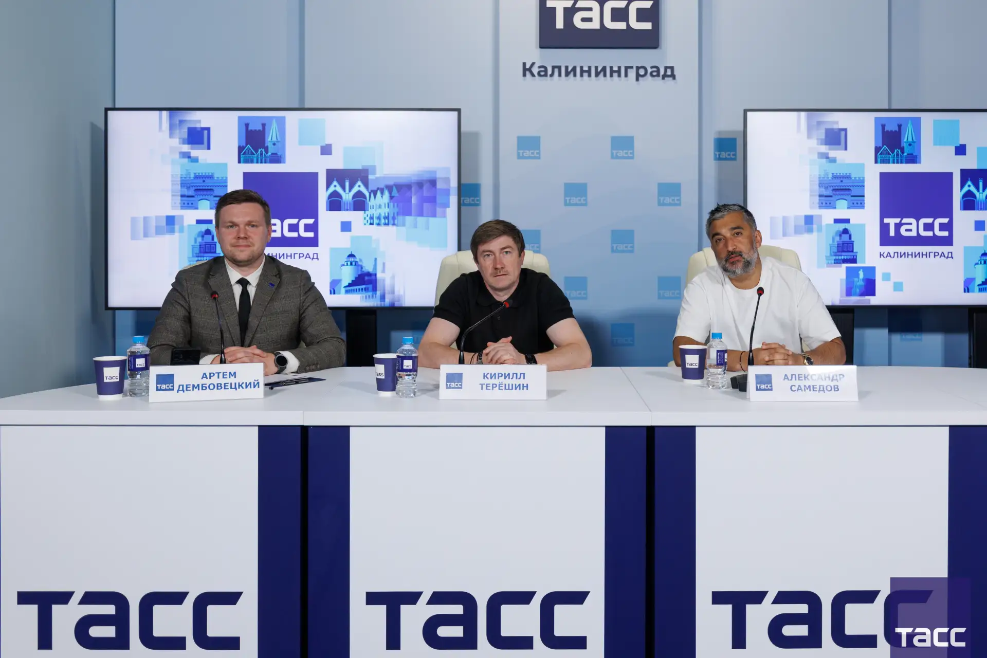 📑 Фоторепортаж и некоторые из заявлений с пресс-конференции, посвященной социально-спо...
