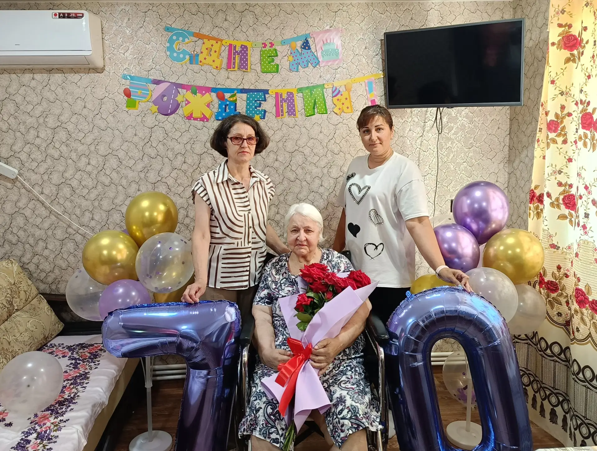 🎉 С юбилеем, Елена Григорьевна! 🎉
22 июня замечательный юбилей отметила Самарина Елена Григорьевна