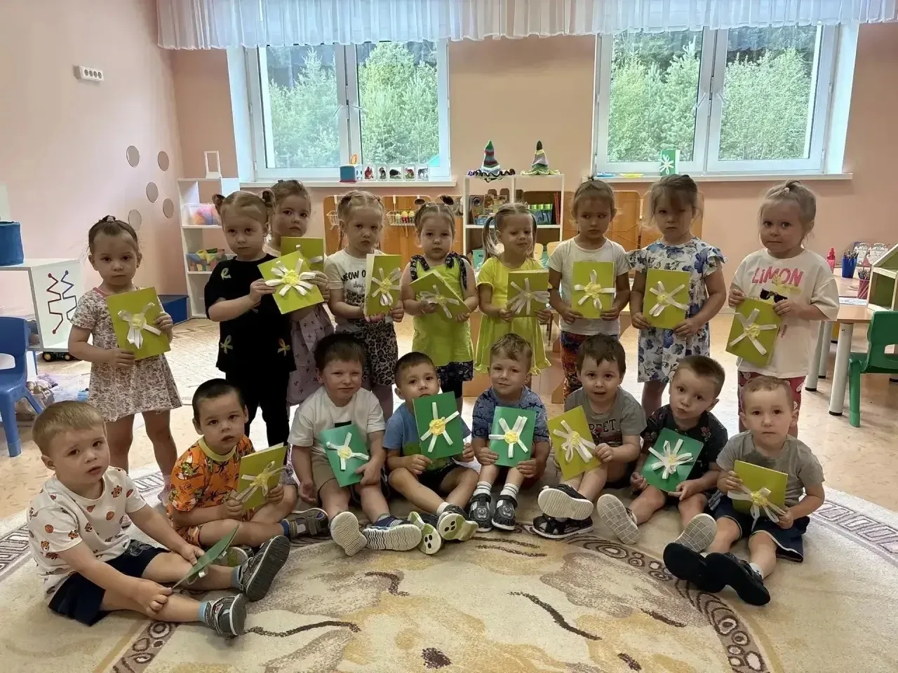 #Умники сегодня поздравляли  свои семьи с праздником- С Днём Семьи, Любви и Верности !
Желаем всем с