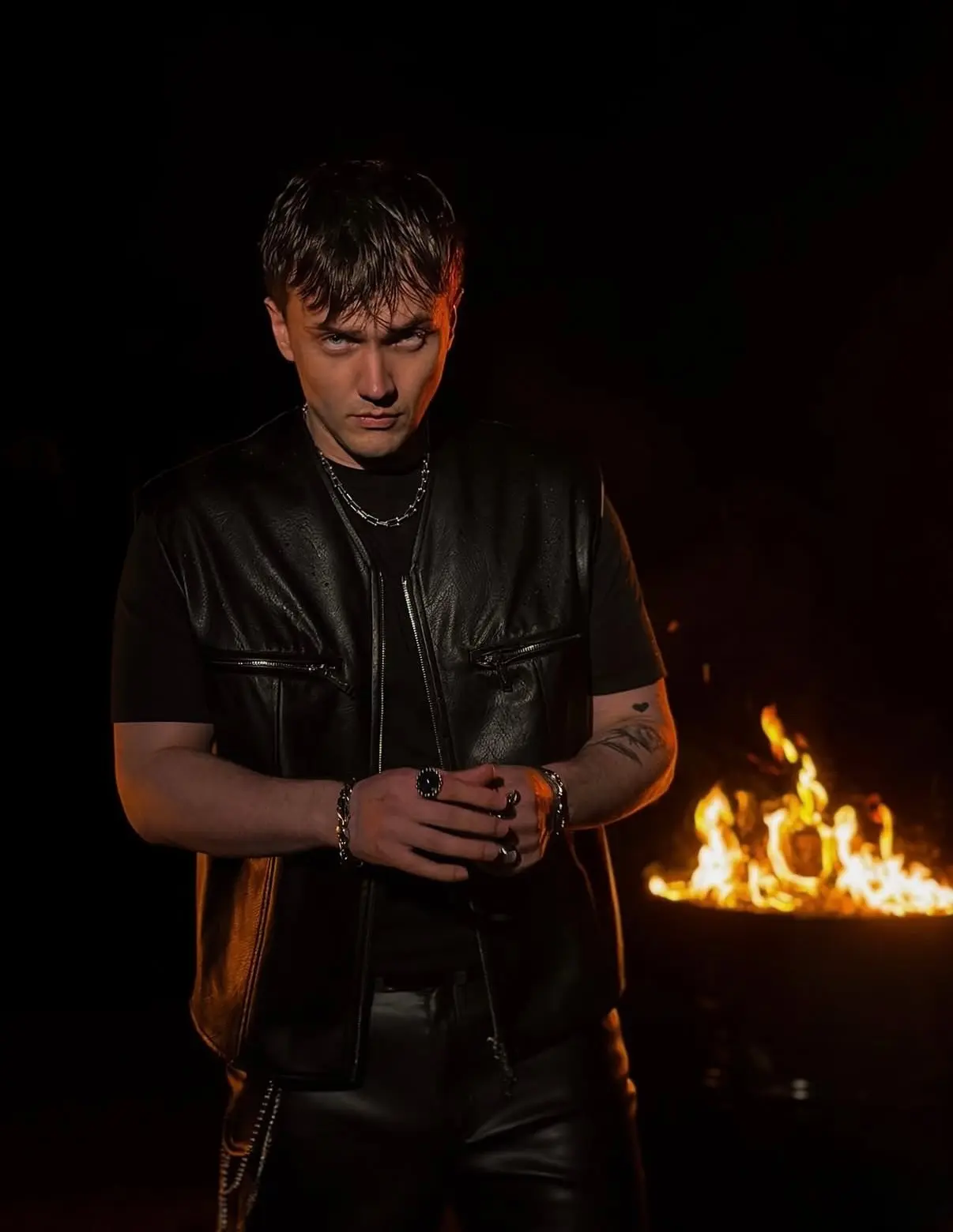 🎸Марат Яруллин известен своими татарскими эстрадными песнями - «Исерек сөюемнен», «Агы...