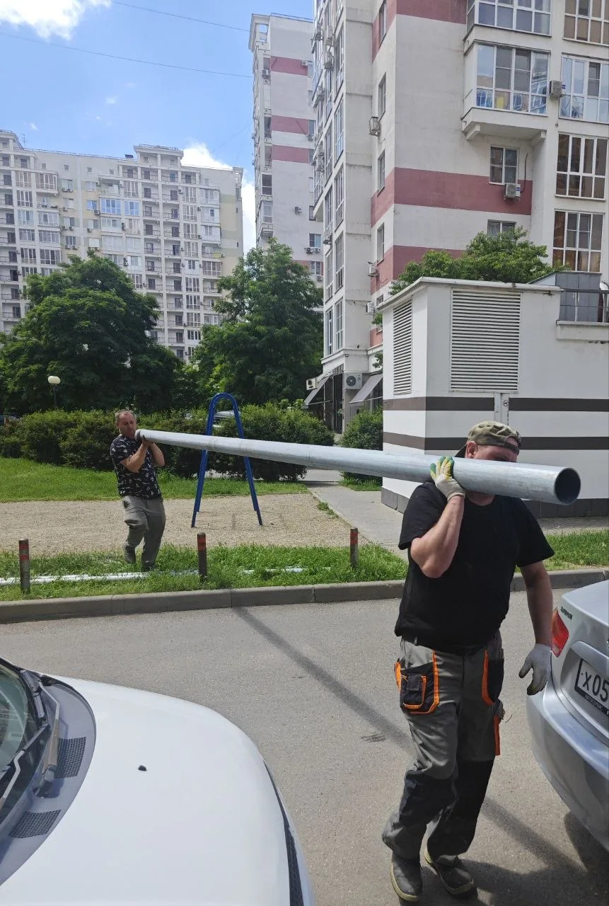 В эти дни, в том числе, выполняем подготовку к следующим этапам ремонтных работ на всех многоквартир