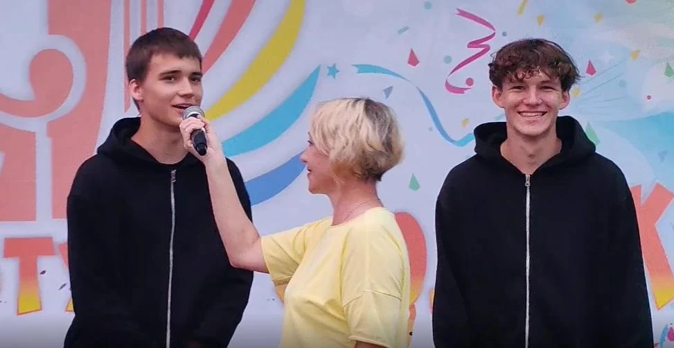 🎉 «Даёшь-Молодёжь»: праздник, который запомнится! 🎉          
Несмотря на дождь и выключенное элек