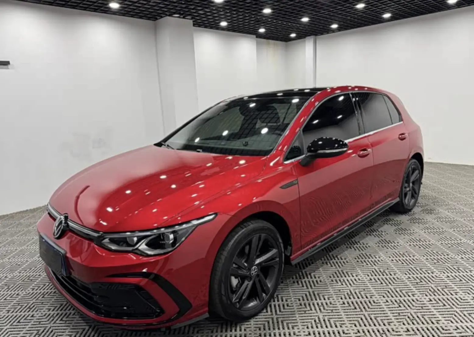 Доступен к заказу ❗️

Volkswagen Golf
Автомобиль 2022 года выпуска

Пробег составляет 43 200км 
Комп